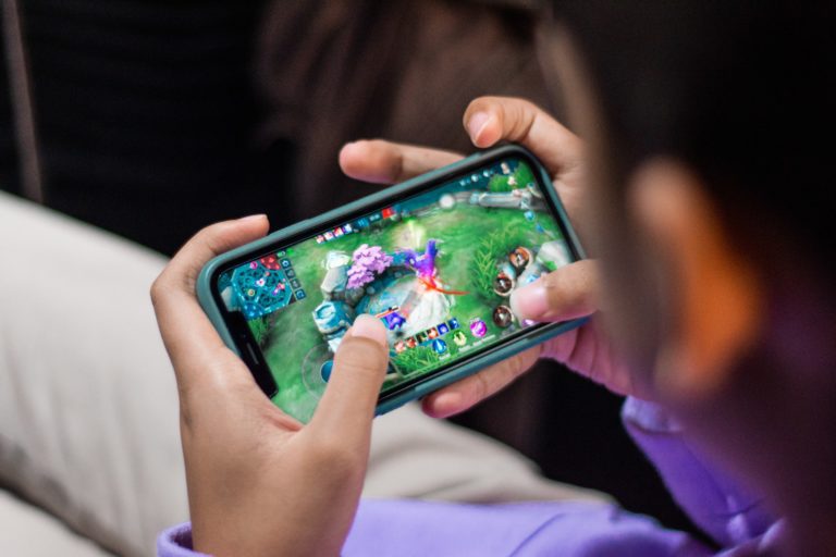 5 Mobile Games That Are Good for Your Mind