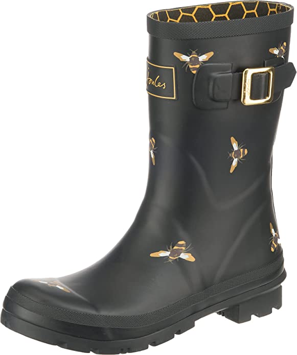 10 Best Rain Boots To Protect Your Feet During Harsh Weather And Keep ...