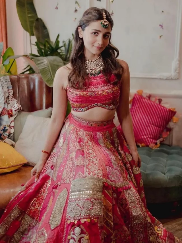 Crop Top Lehenga Ideas For Brides-To-Be1