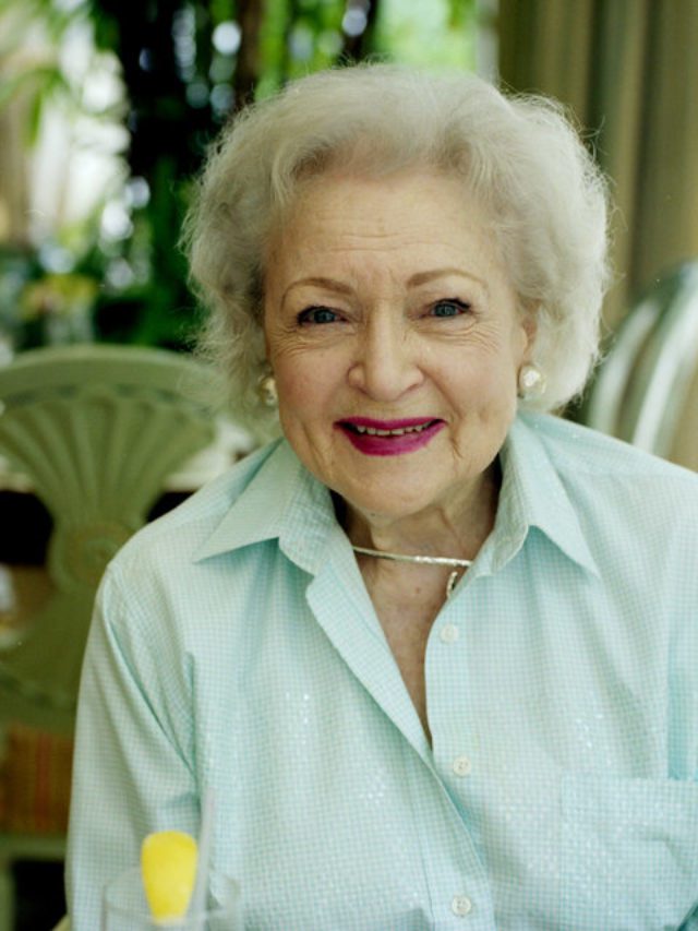 zodiac-signs-as-iconic-betty-white-quotes-morning-lazziness