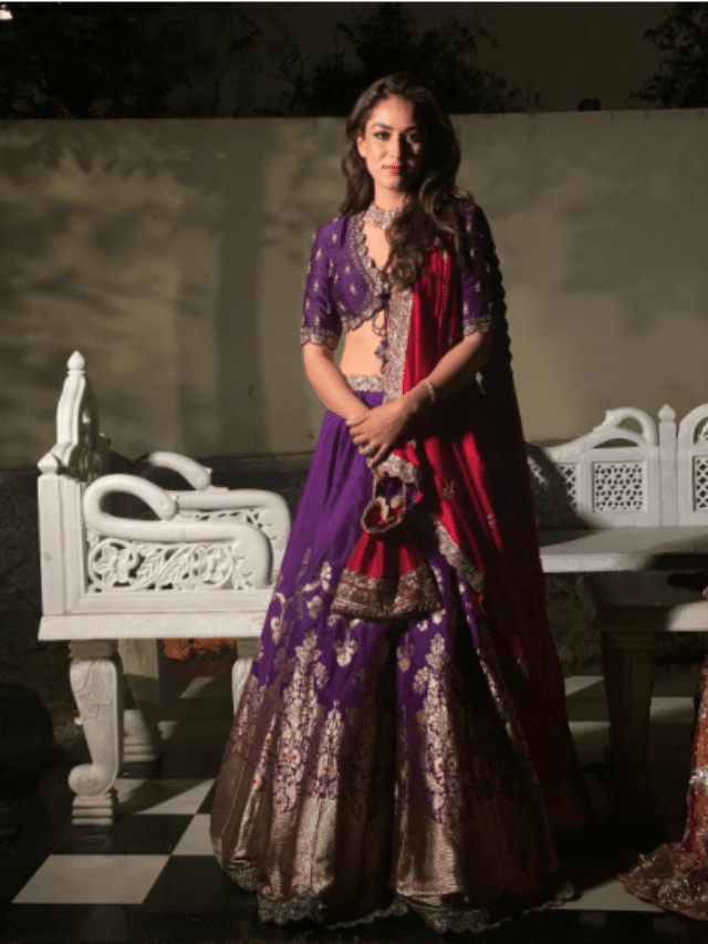 8 Wedding Outfits To Steal From Mira Rajput Kapoor Wardrobe7